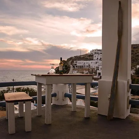 Perigiali Rooms & Apartments Folegandros Agali Exterior photo